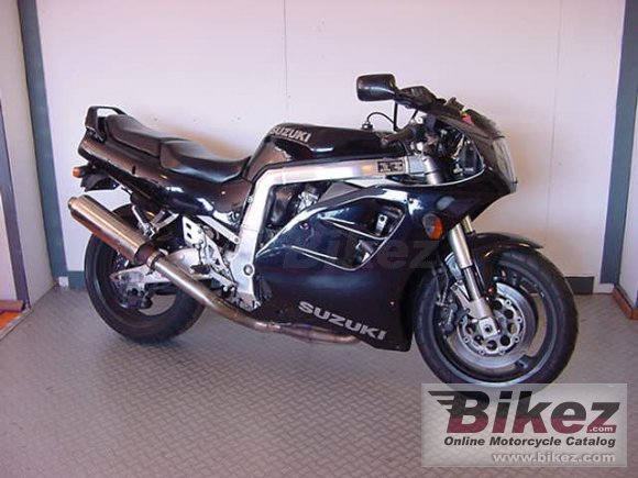 1994 Suzuki GSX-R 1100 WR photo